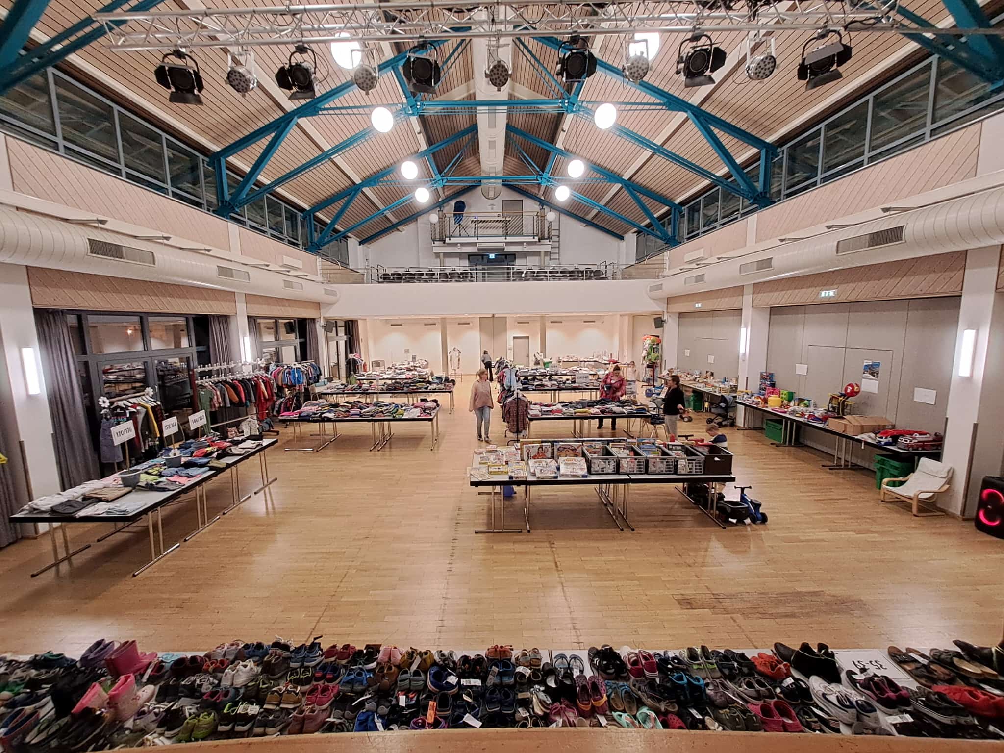 3. Vorsortierter Kindersachen-Flohmarkt